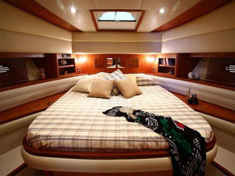 Εξειδικευμένος Καθαρισμός Σκαφών (Marine Detailing)